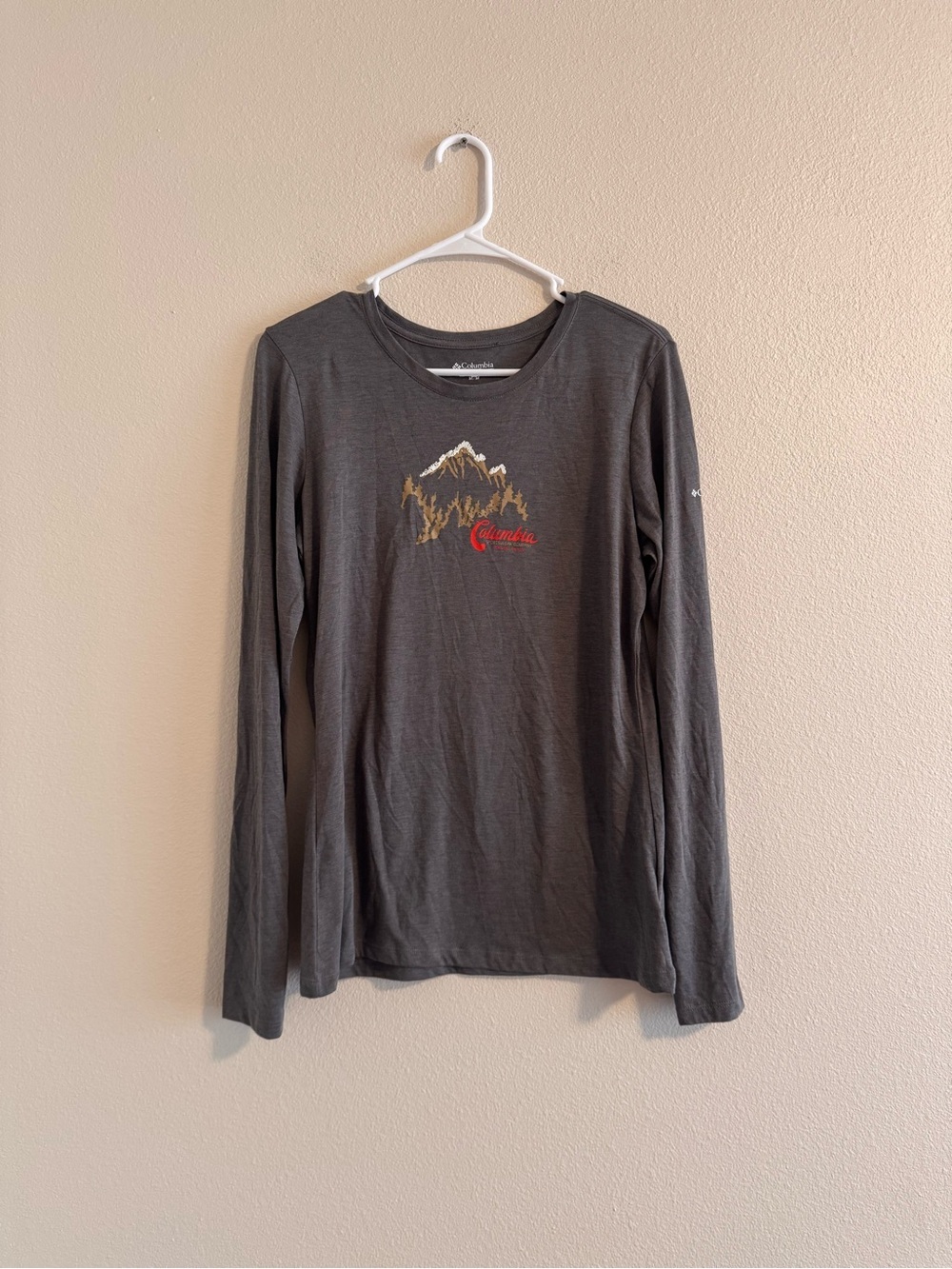 Columbia Gray Long Sleeve Mountain Logo Tee with Gold Accent